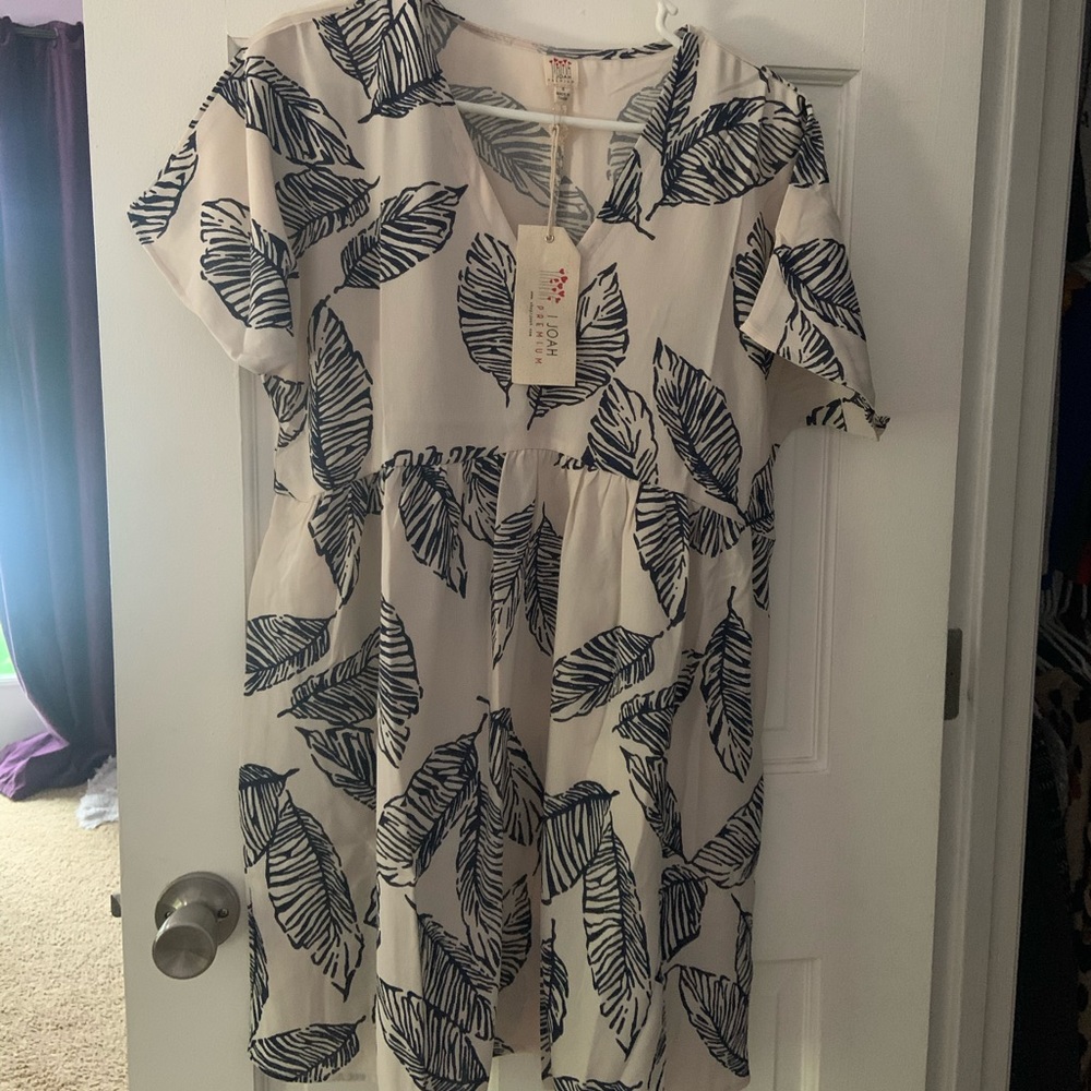 IJOAH boutique tropical dress leaf